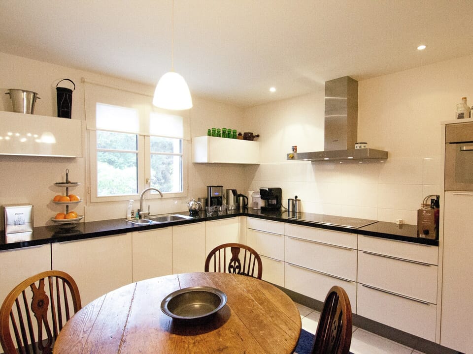 Villa | Private kitchen | Microwave, highchair