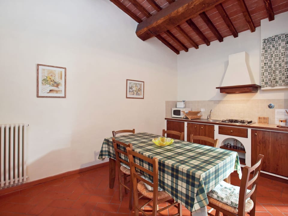 House | Dining