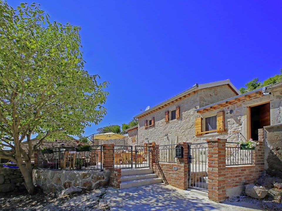House | Exterior