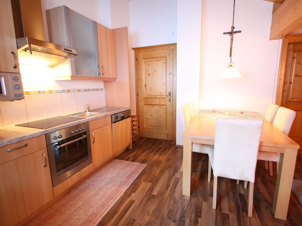 House | Private kitchen | Highchair