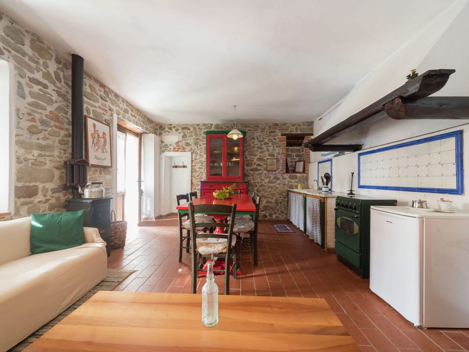 Chalet | Dining