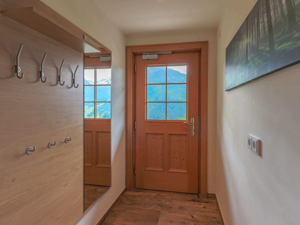 House | Reception