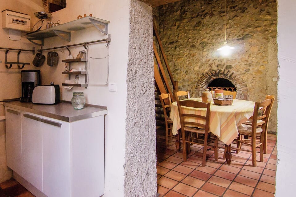 House | Private kitchen | Fridge, oven, highchair