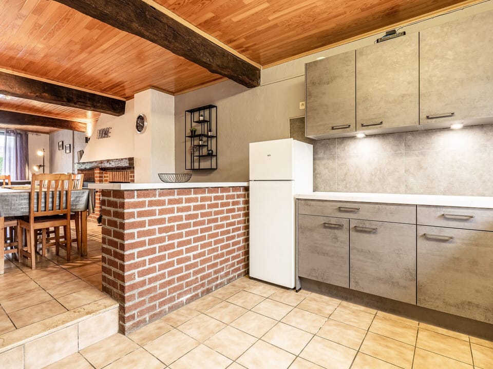 House | Private kitchen | Microwave, dishwasher, highchair