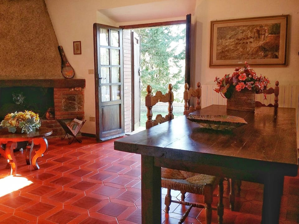 House | Dining