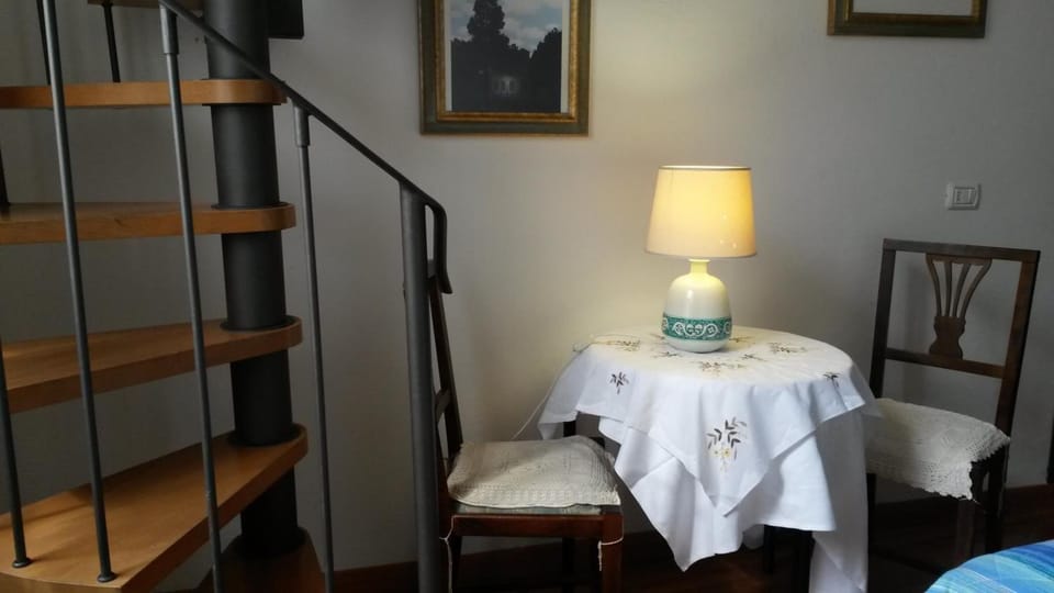 WiFi (free), individually decorated, individually furnished