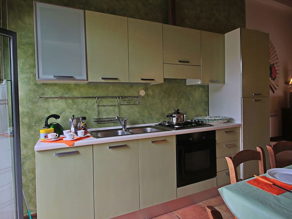 House | Private kitchen | Oven