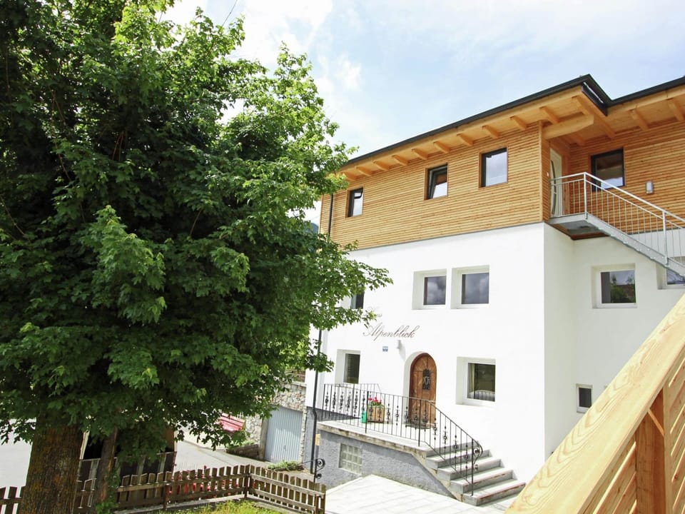 House | Exterior