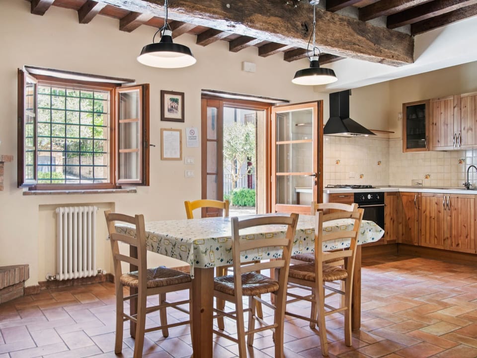House | Dining