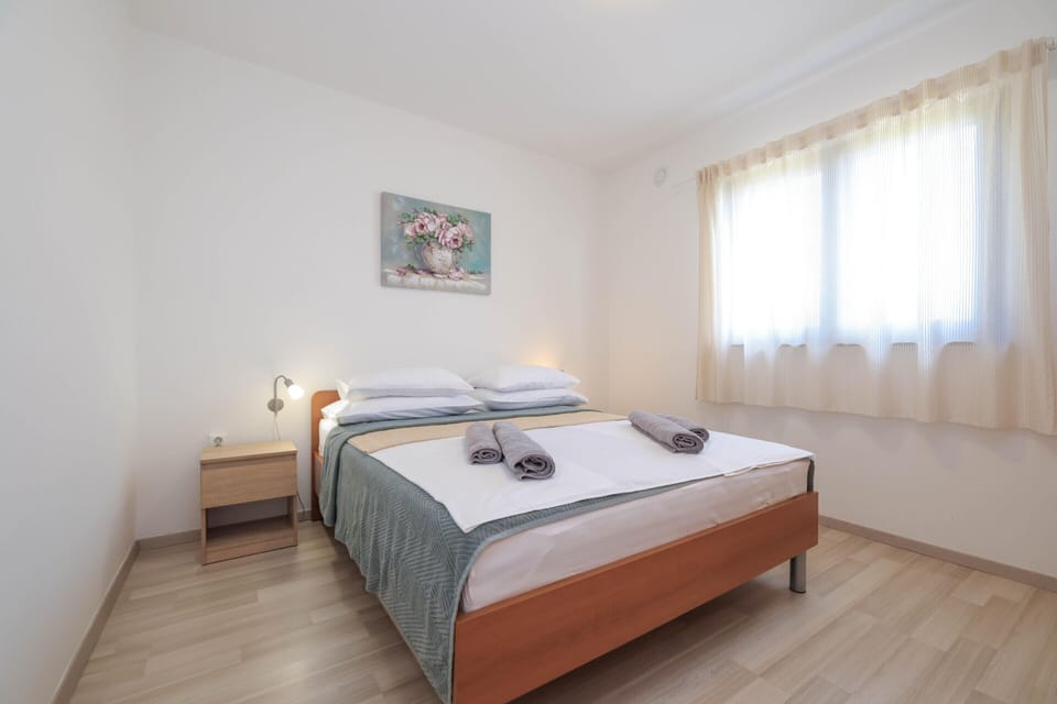 Apartment | 3 bedrooms, WiFi, individually furnished, bed sheets