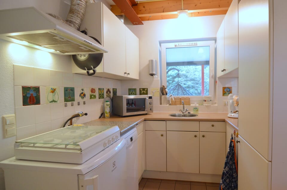 House | Private kitchen | Dishwasher, coffee/tea maker, highchair
