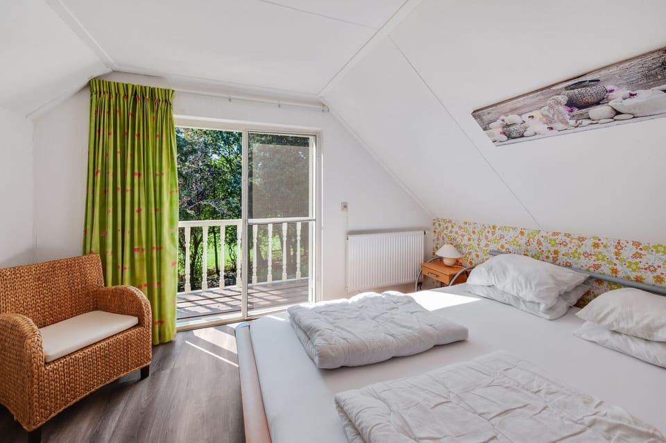House | 2 bedrooms, individually furnished