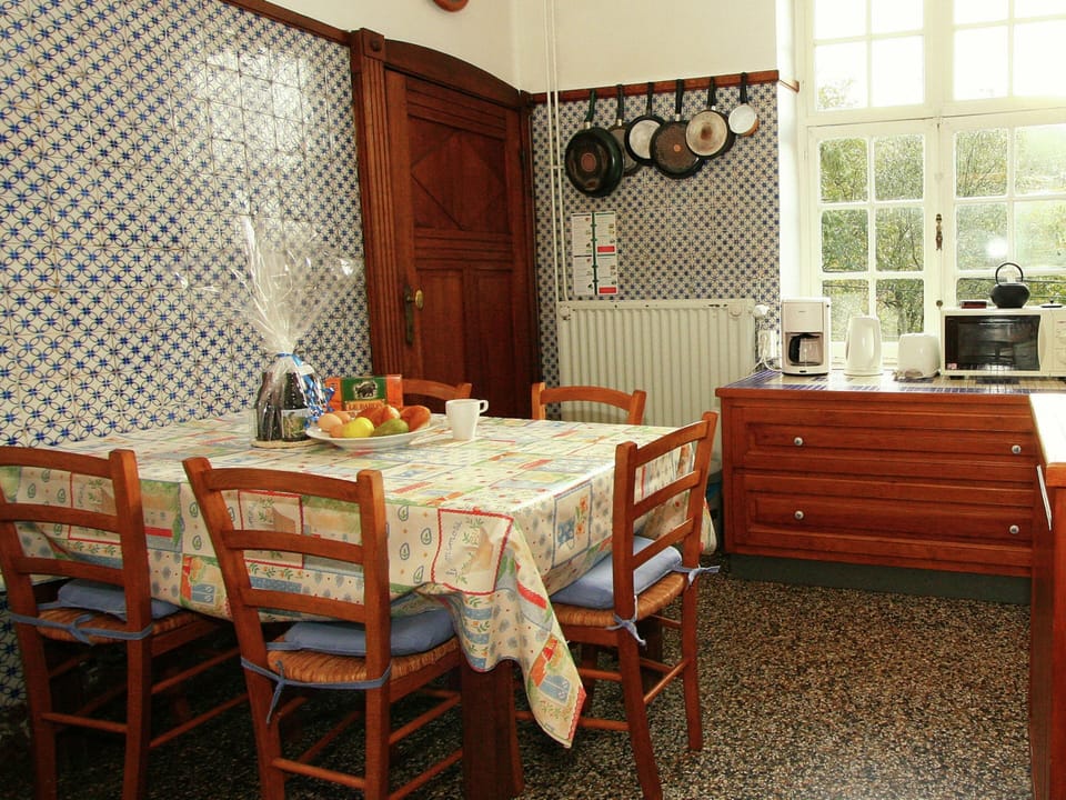 House | Dining