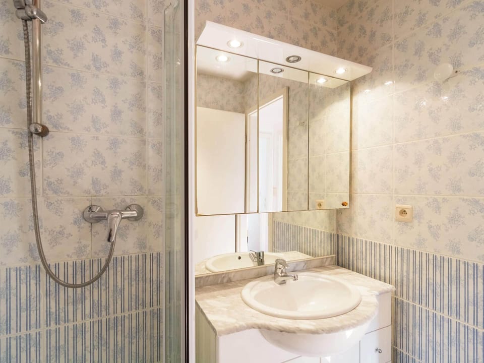 Peaceful Fontenelle Farmhouse House in Belgium
