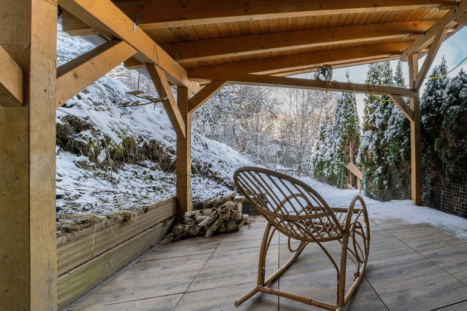 House | Balcony