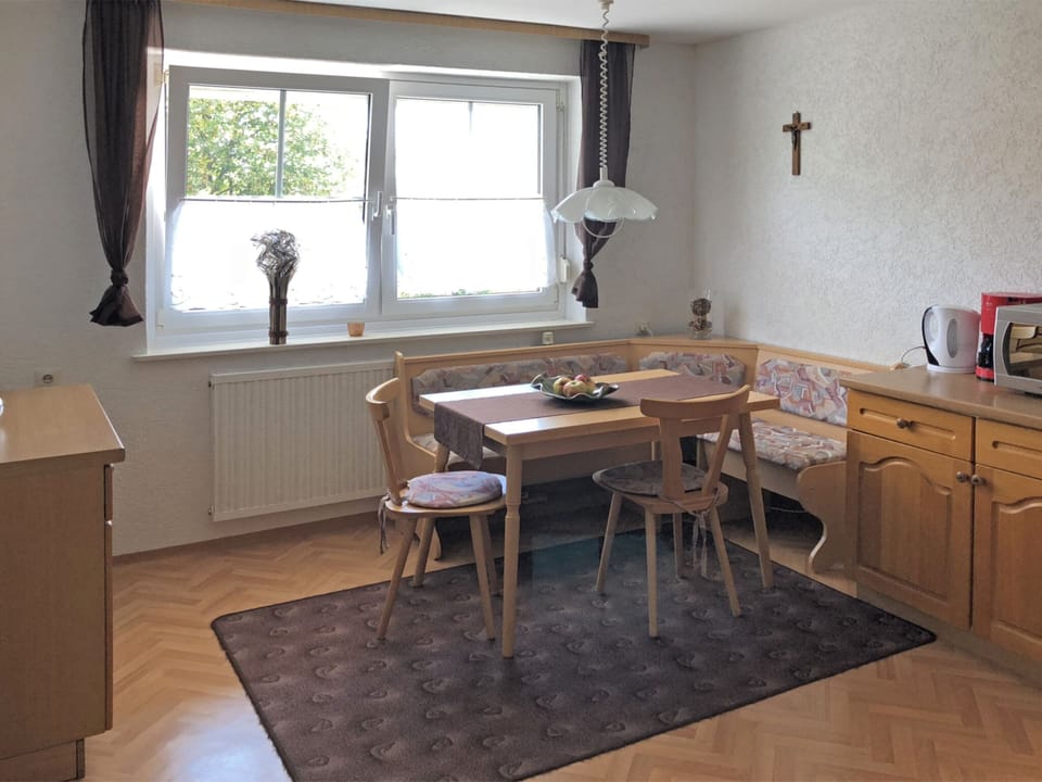Apartment | Dining