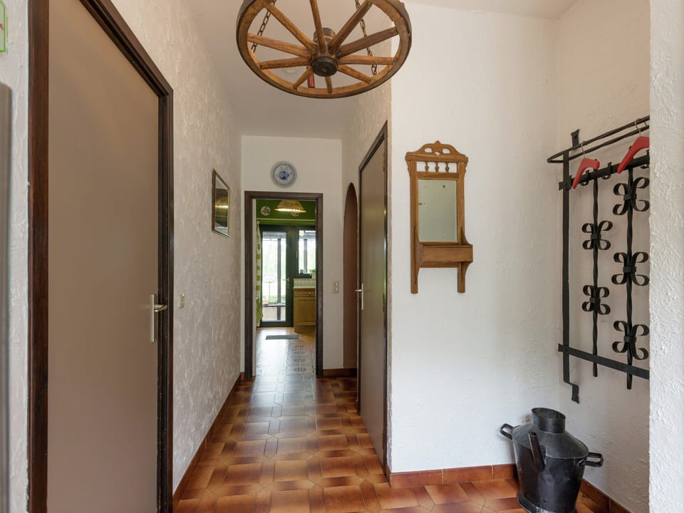 House | Reception