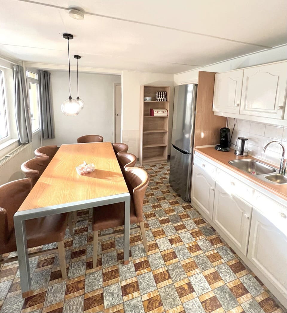 House | Private kitchen | Highchair