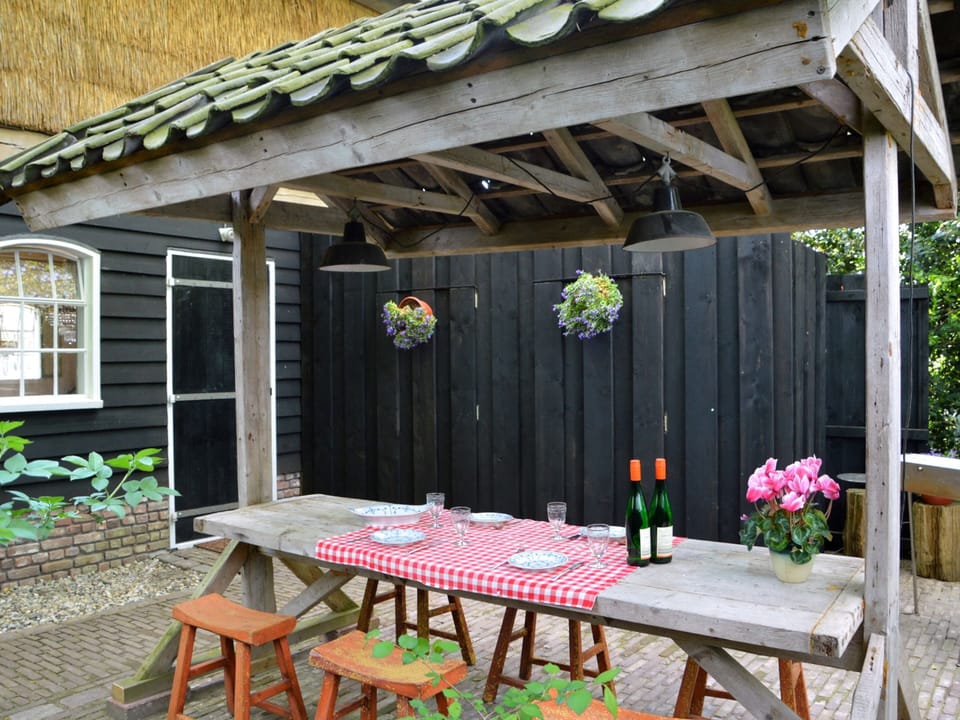 House | Dining