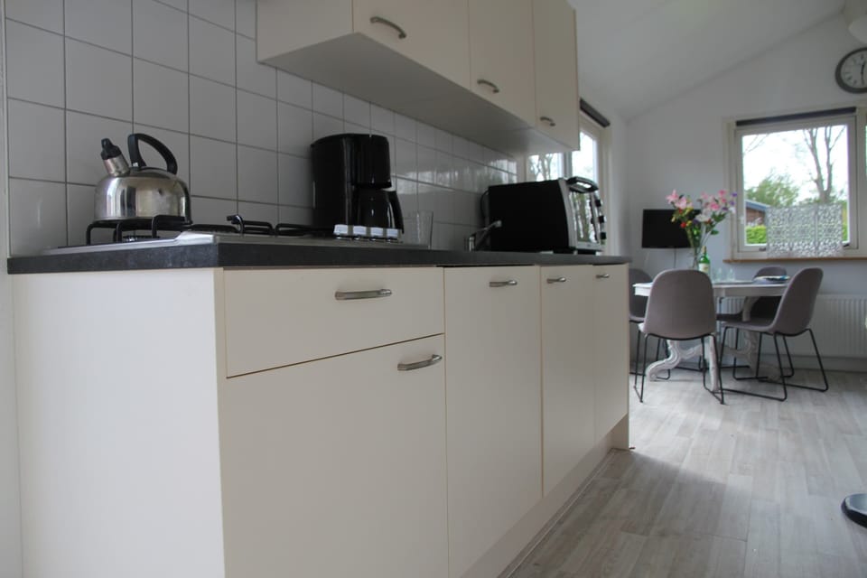 Bungalow | Private kitchen | Highchair