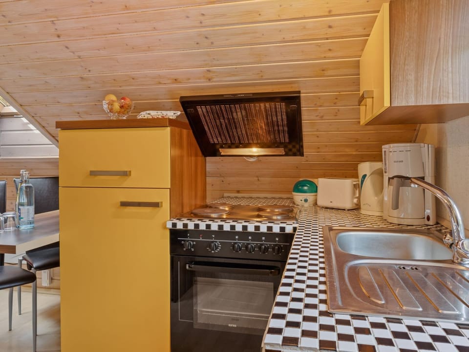 Apartment | Private kitchen | Stovetop