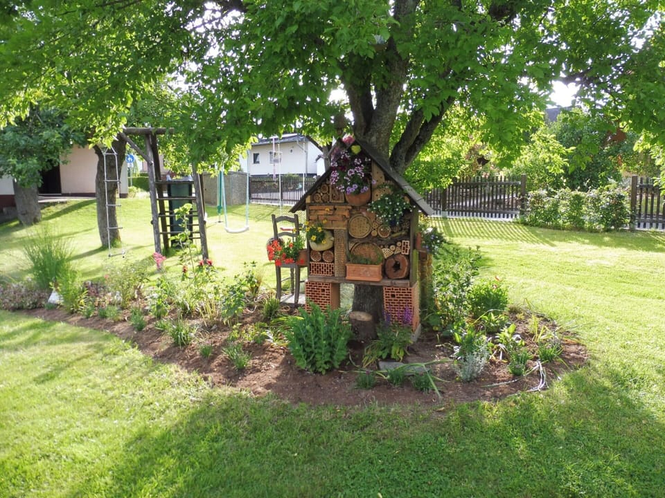 Apartment | Garden