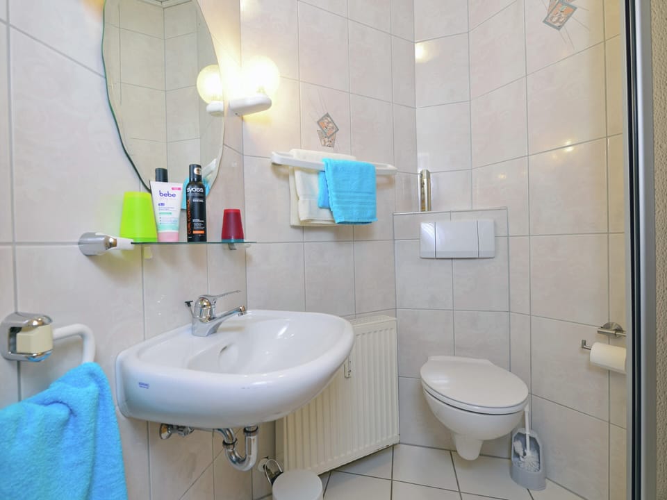 Quaint Apartment in Eimelrod near Lake & Water Sports Apartment in Willingen