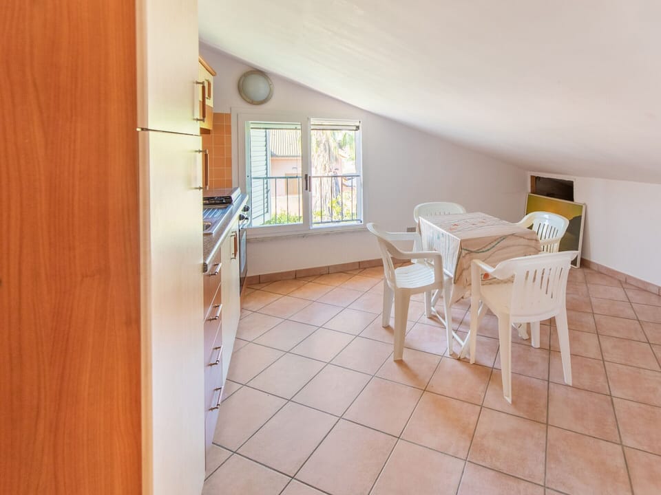 House | Dining