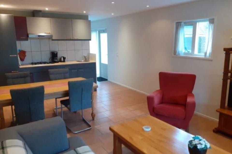 House | Dining