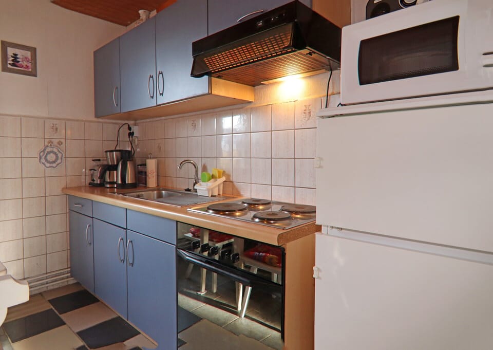 Bungalow | Private kitchen | Highchair