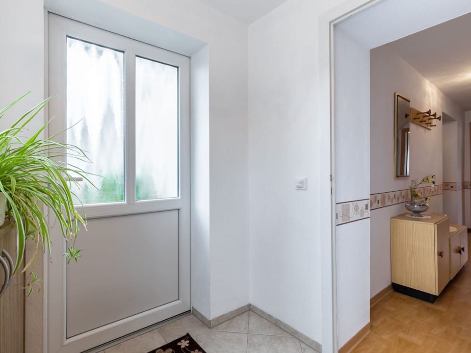 Apartment | Reception