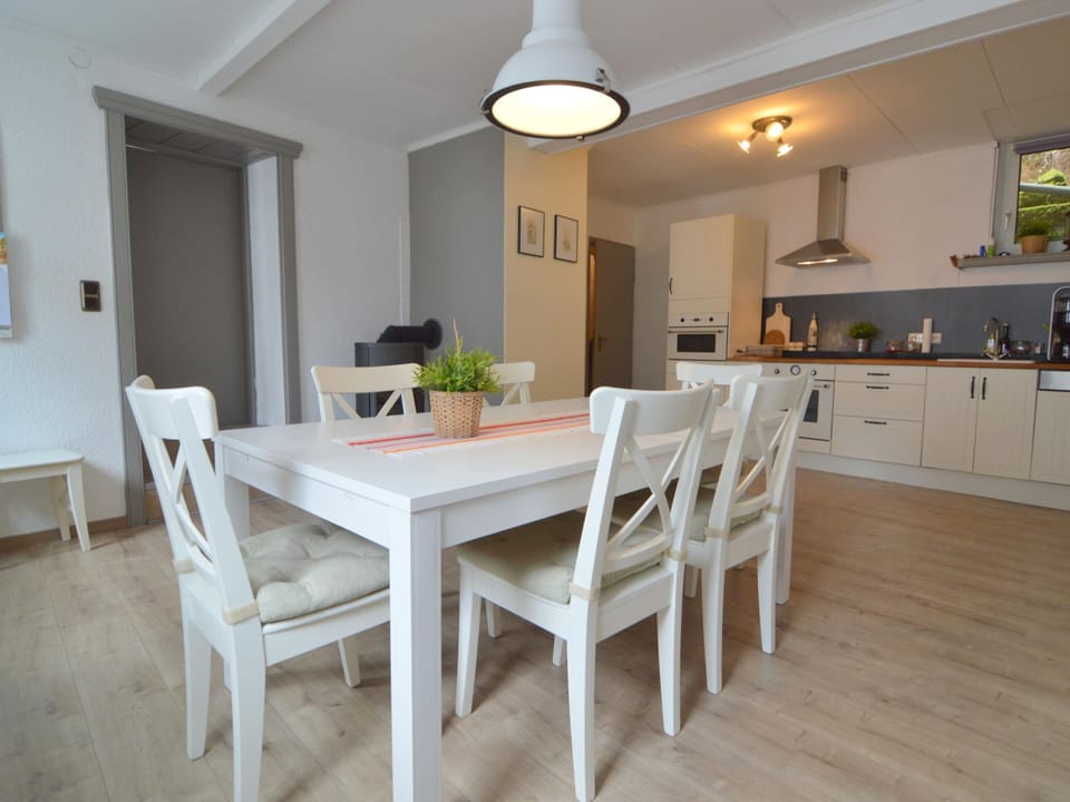 House | Dining