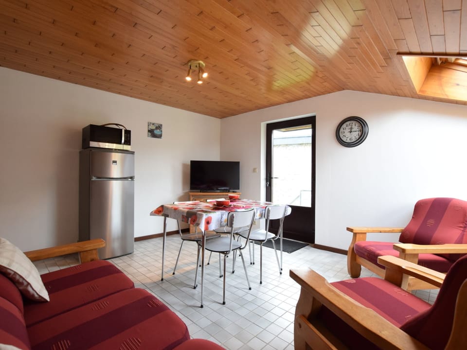 Apartment | Dining