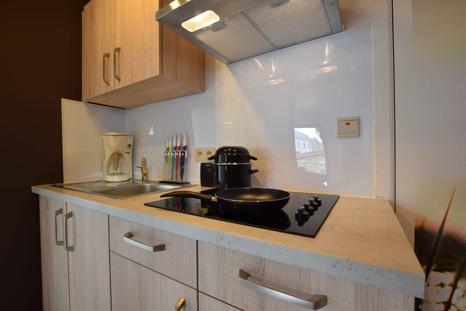 Apartment | Private kitchen | Microwave, highchair