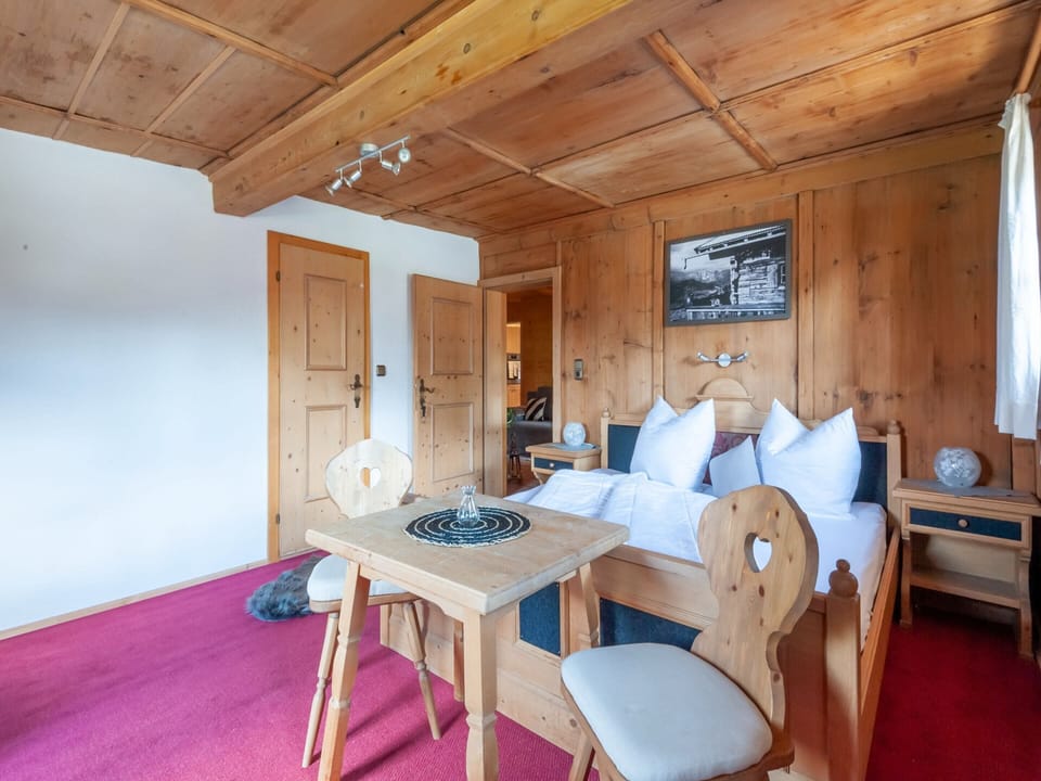 Apartment | 3 bedrooms, bed sheets