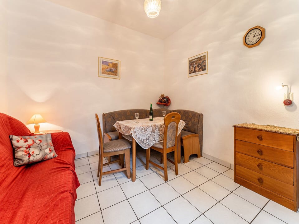 Apartment | Dining