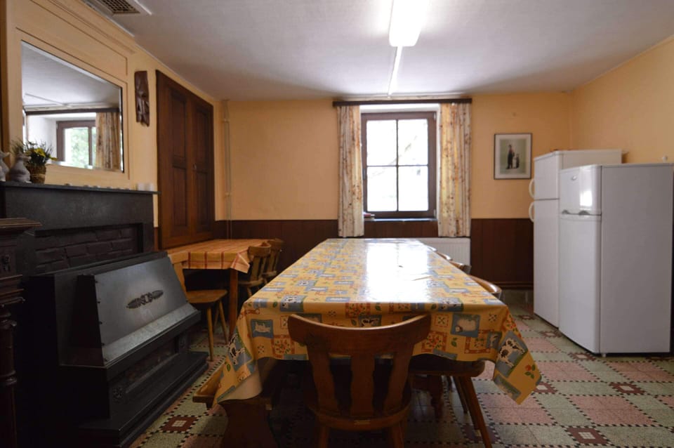 House | Dining
