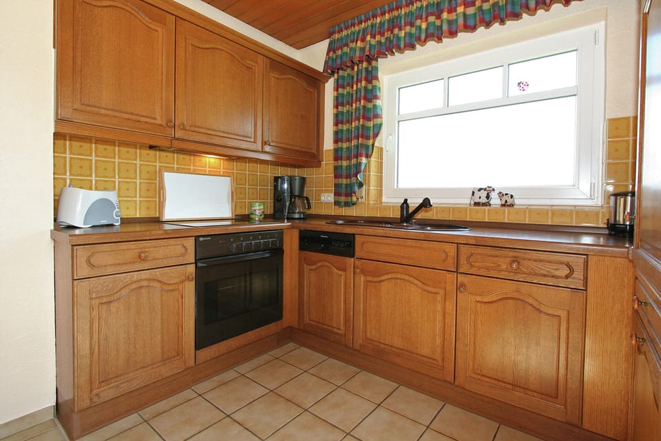 House | Private kitchen | Highchair
