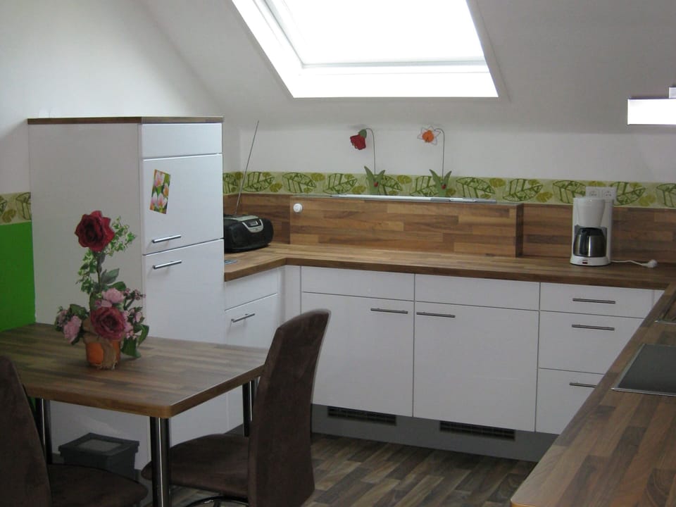 Apartment | Private kitchen | Microwave, stovetop, dishwasher