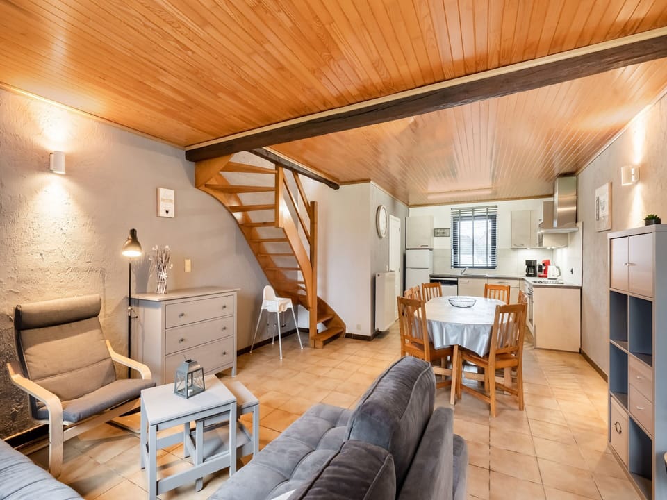 Cottage | Dining