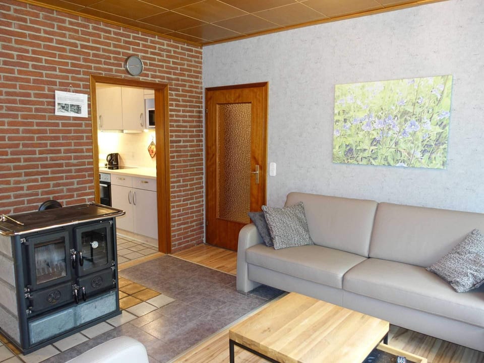 Bungalow | Living area | Fireplace