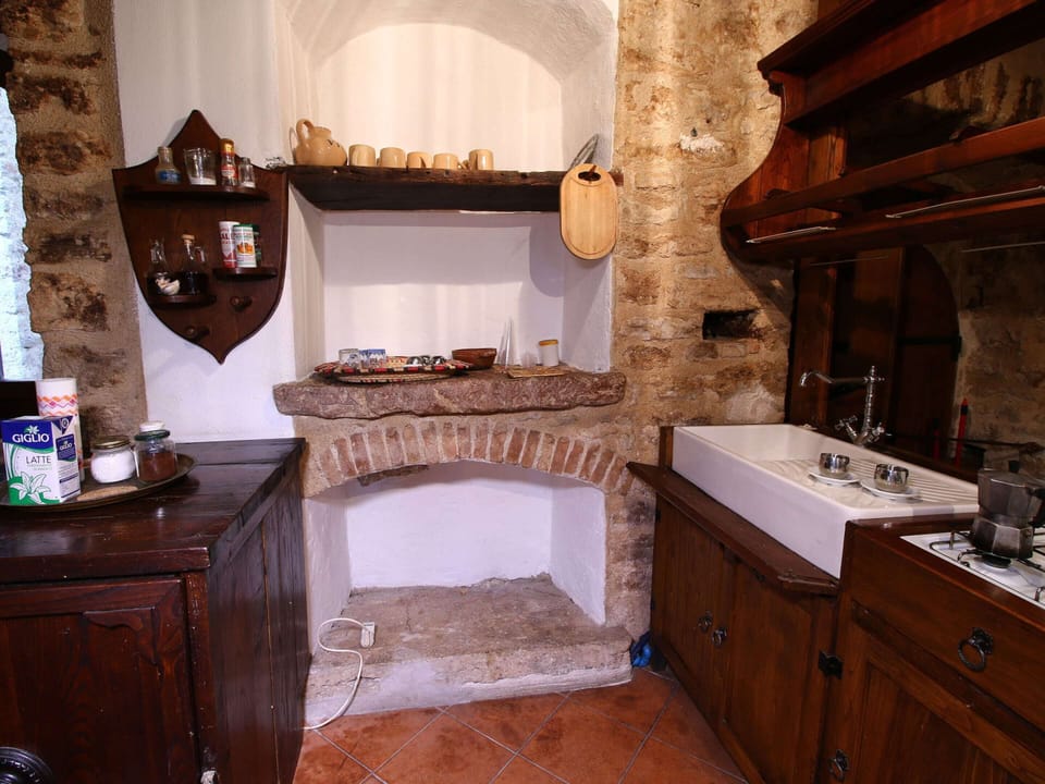 House | Bathroom