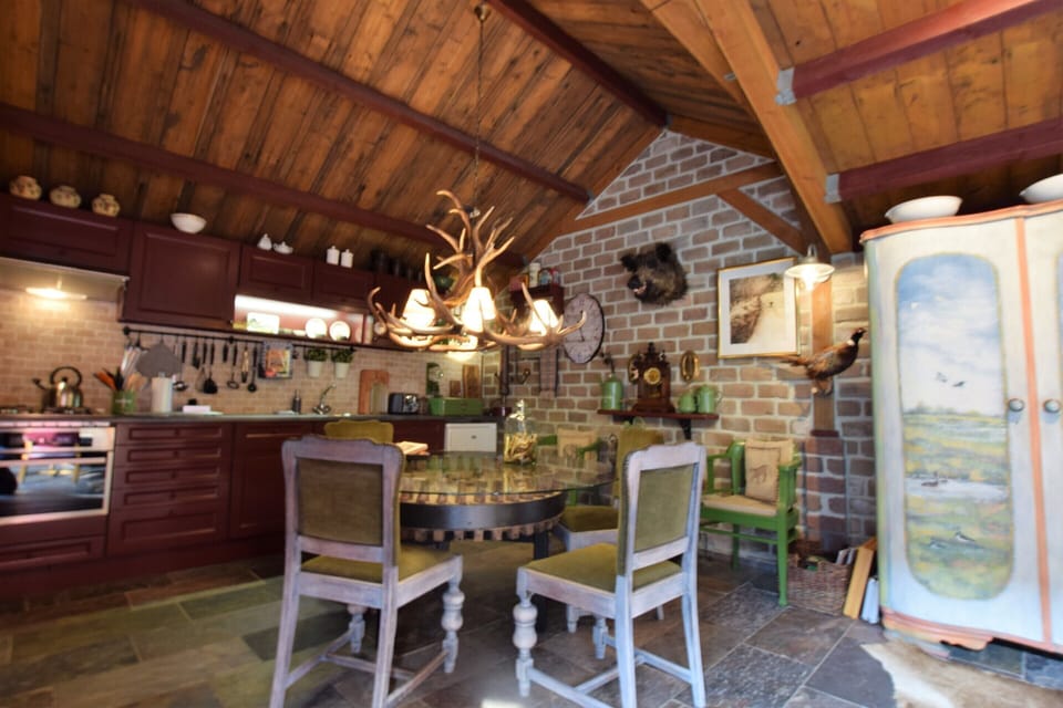House | Dining