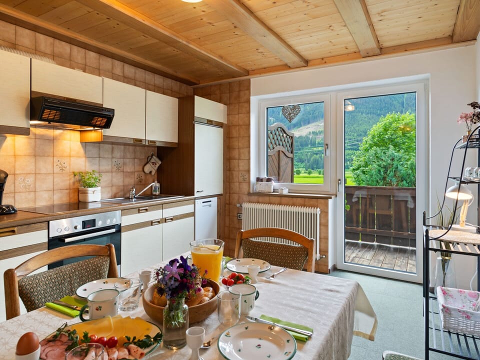 Apartment | Private kitchen