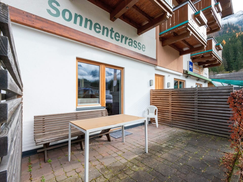 Apartment | Balcony