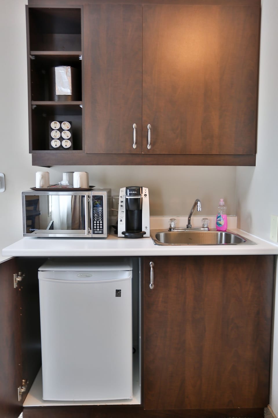 Fridge, microwave, coffee/tea maker, coffee grinder