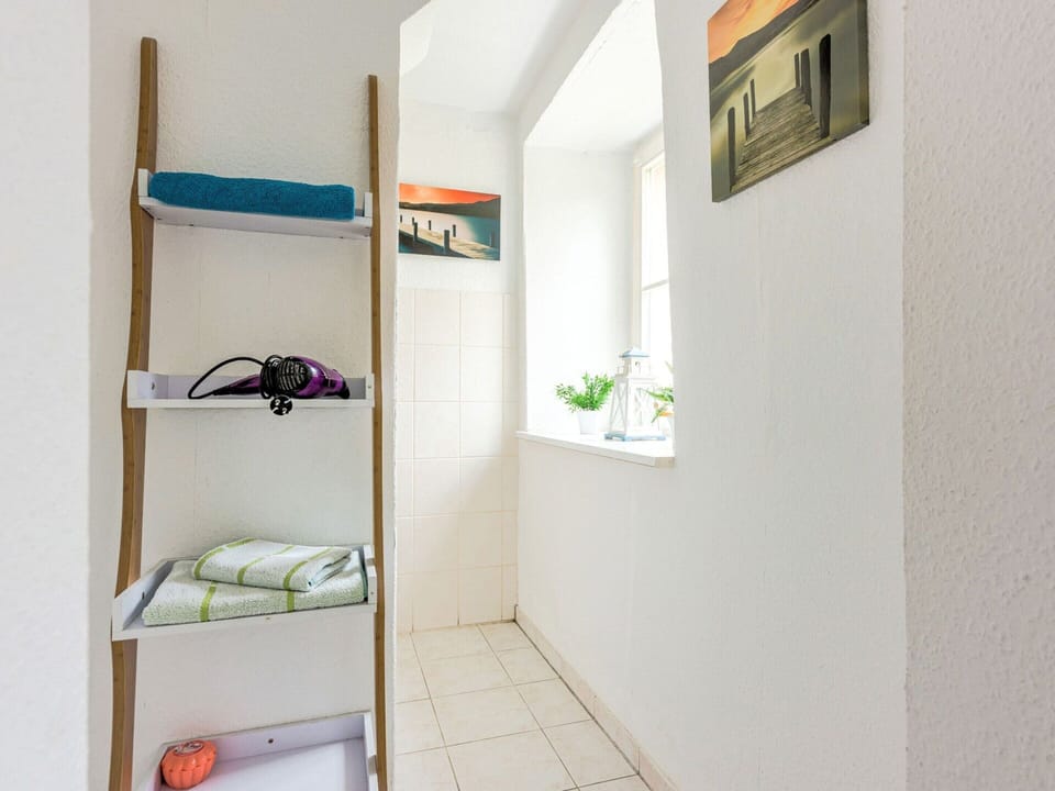 Apartment | Bathroom
