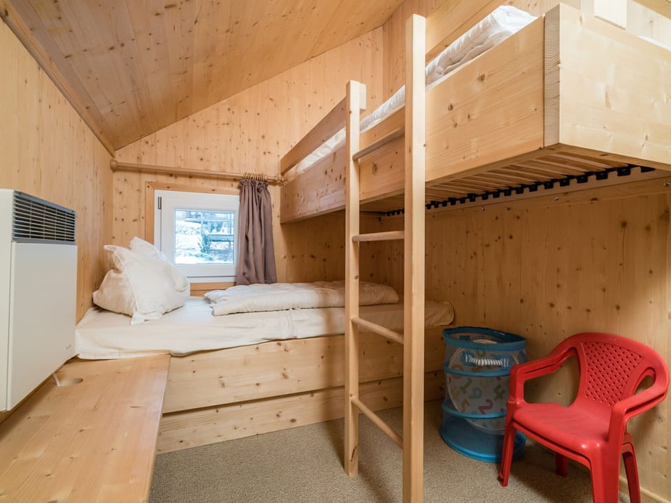 Chalet | 3 bedrooms, individually furnished