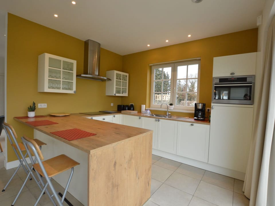 House | Private kitchen | Highchair