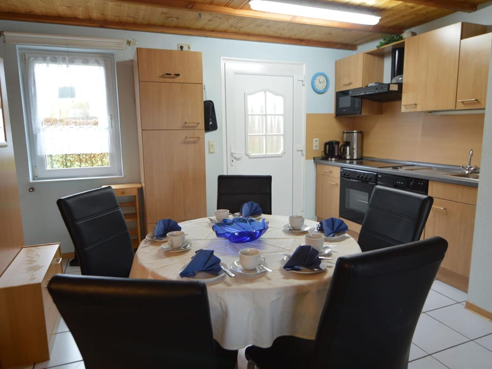 Apartment | Private kitchen | Highchair